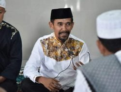 Jumatan Bersama Masyarakat Kelurahan Sarae, Walikota Bima Berikan Bantuan Pembangunan Masjid Al-Falah