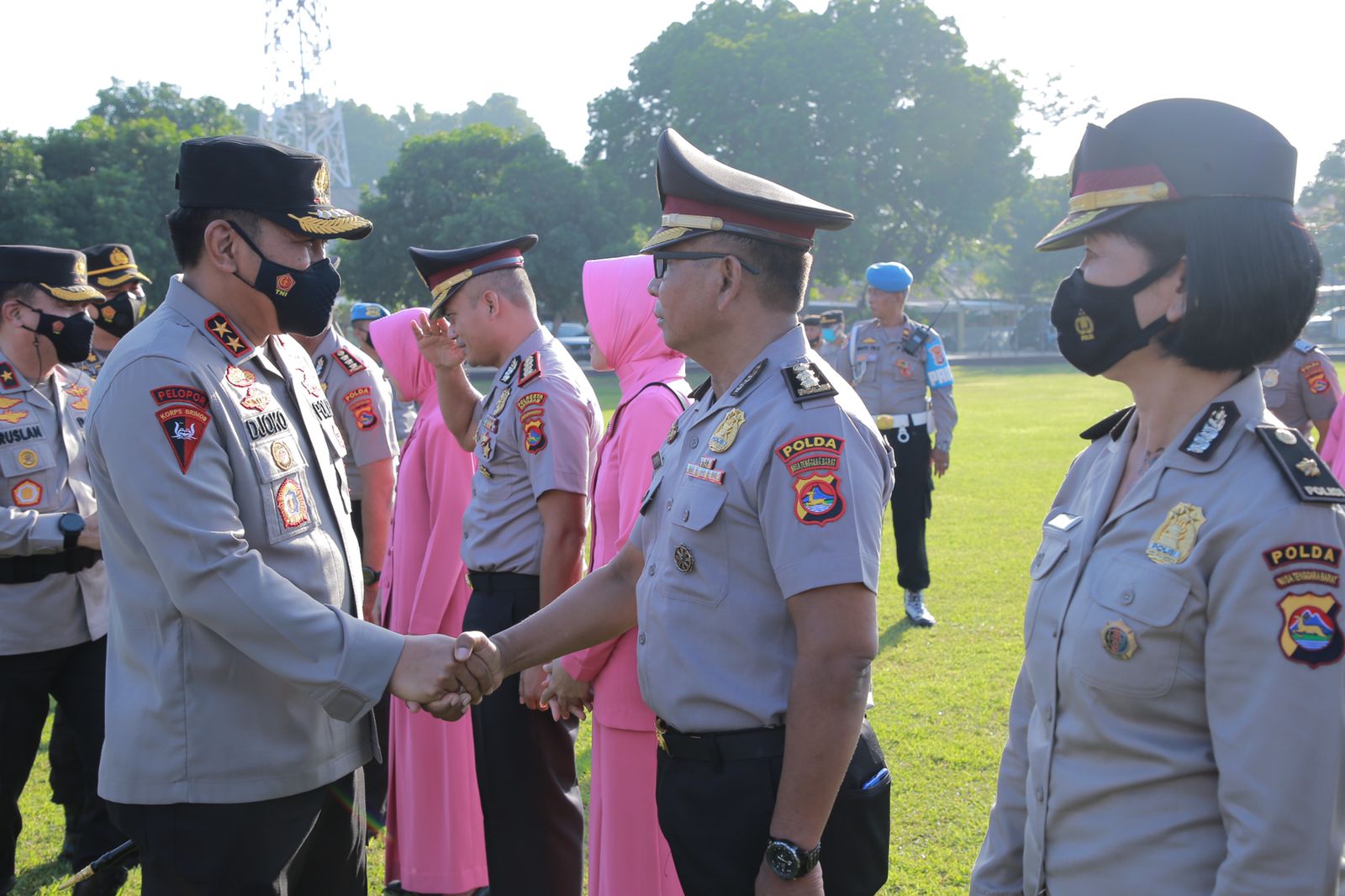 Ratusan Polisi dan PNS Polri Naik Pangkat di Polda NTB, Ini Pesan Kapolda