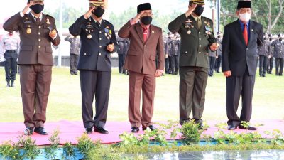 Forkopimda Sumbawa Barat Hadiri Upacara Hut Bhayangkara Ke 76 Digelar  Serentak Secara Vitual