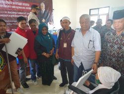 Rachmat Hidayat Donasi Belasan Alat Bantu Untuk Disabilitas di  Lombok Timur