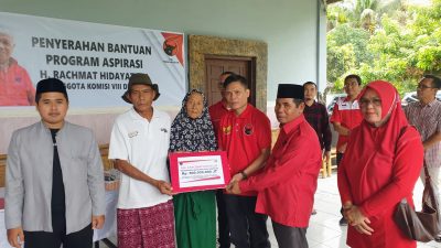 Aksi Kemanusiaan berlanjut, Rachmat Hidayat Bantu Program RST Untuk Belasan Janda Miskin di Lombok Barat