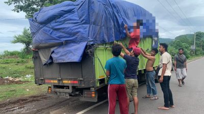 Tim Puma Polres Dompu Gagalkan Penyelundupan 612 Botol Arak Bali ke Dompu