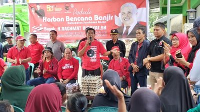 Peduli Korban Bencana Banjir KSB, Rachmat Hidayat Kirim Tiga Truk Bantuan