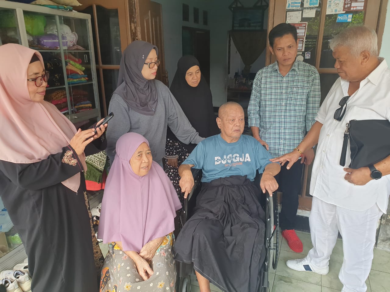 Rachmat Hidayat Targetkan Bulan Maret Bisa Menyumbang 100 Kursi Roda untuk Penyandang Disabilitas di Pulau Lombok