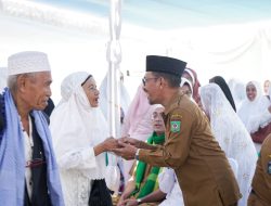 Wali Kota Bima Muhammad Lutfi Terima Kepulangan 201 Jemaah Haji Asal Kota Bima dari Tanah Suci