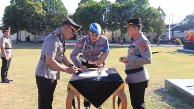 AKBP Yasmara Pimpin Sertijab dan Pisah Sambut PJU Polres Sumbawa Barat