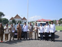 Awal Tahun 2024, Penjabat Wali Kota Bima Serahkan Mobil Ambulance Baznas dan BPN